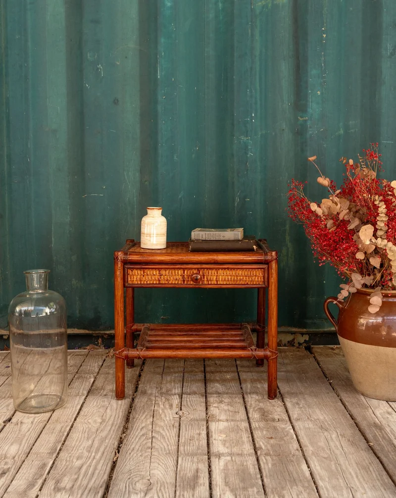 Odile, la table de chevet en rotin N°1492