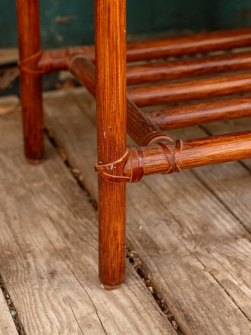 Odile, la table de chevet en rotin N°1492