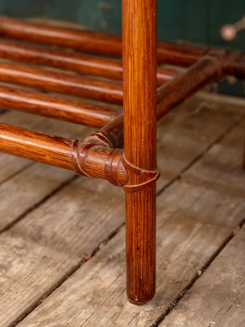Odile, la table de chevet en rotin N°1492
