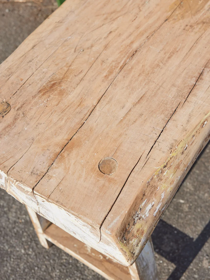 Francine, la table en bois patiné N°1408
