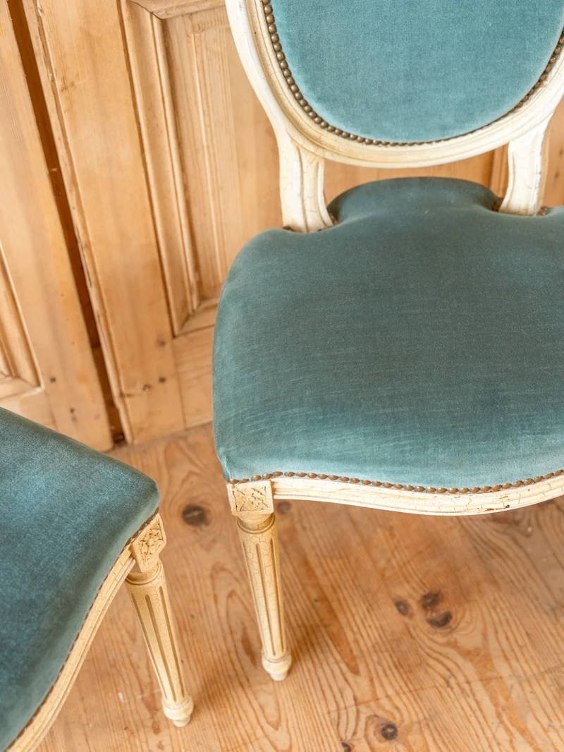 Claude, le lot de 6 chaises en bois et tissu bleu N°1463