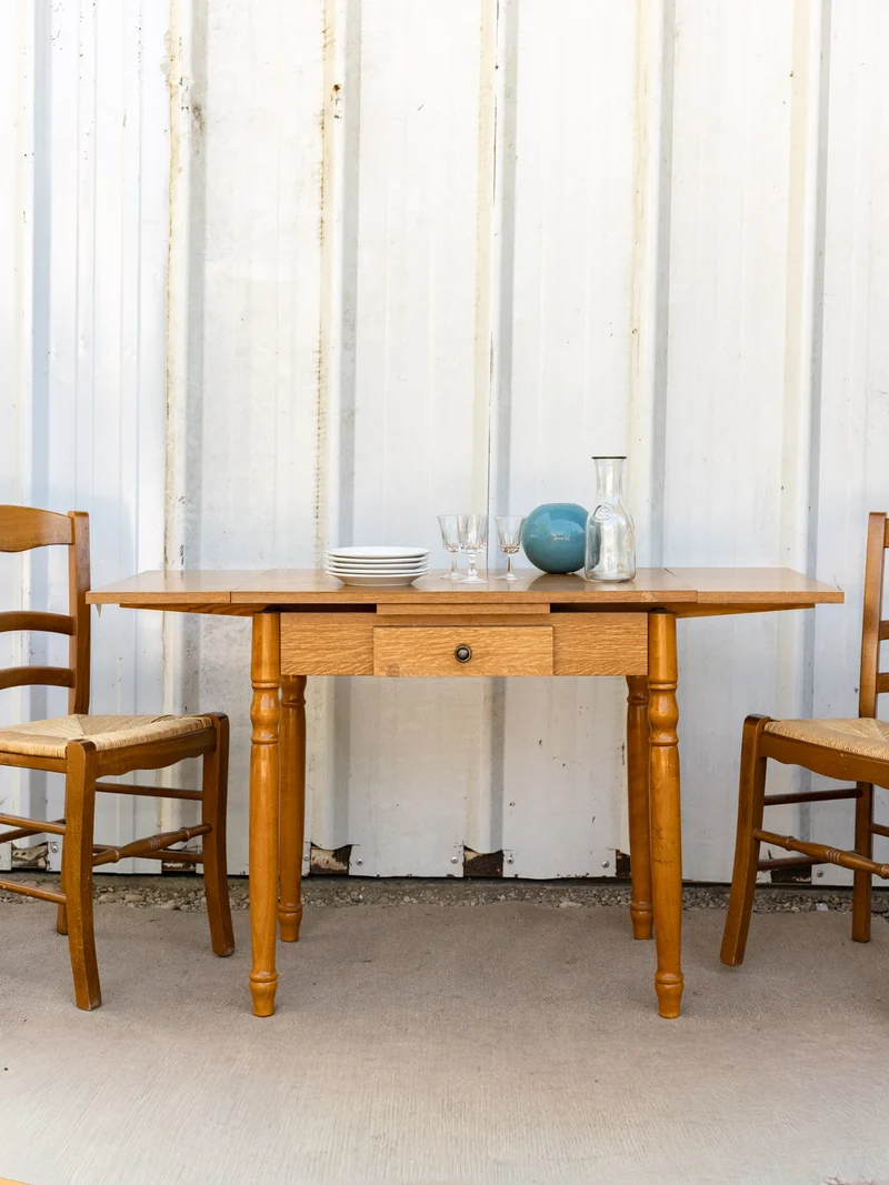 Romy, la table à manger à rallonges en bois N°1463
