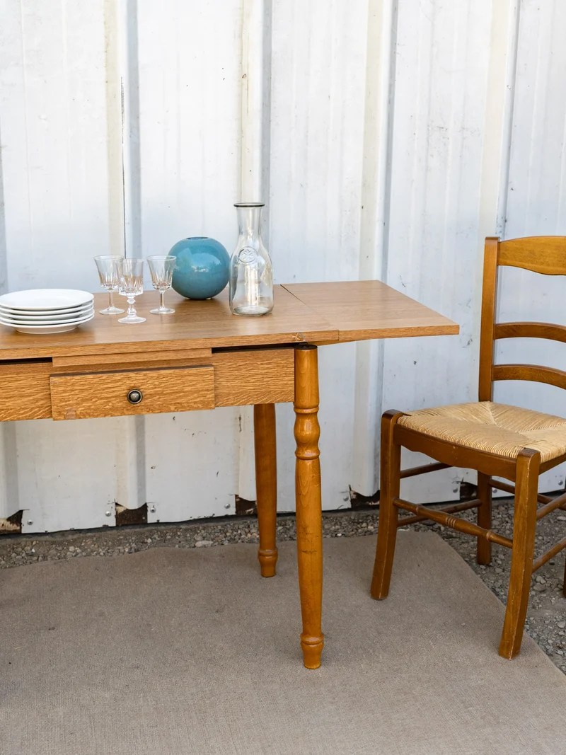 Romy, la table à manger à rallonges en bois N°1463