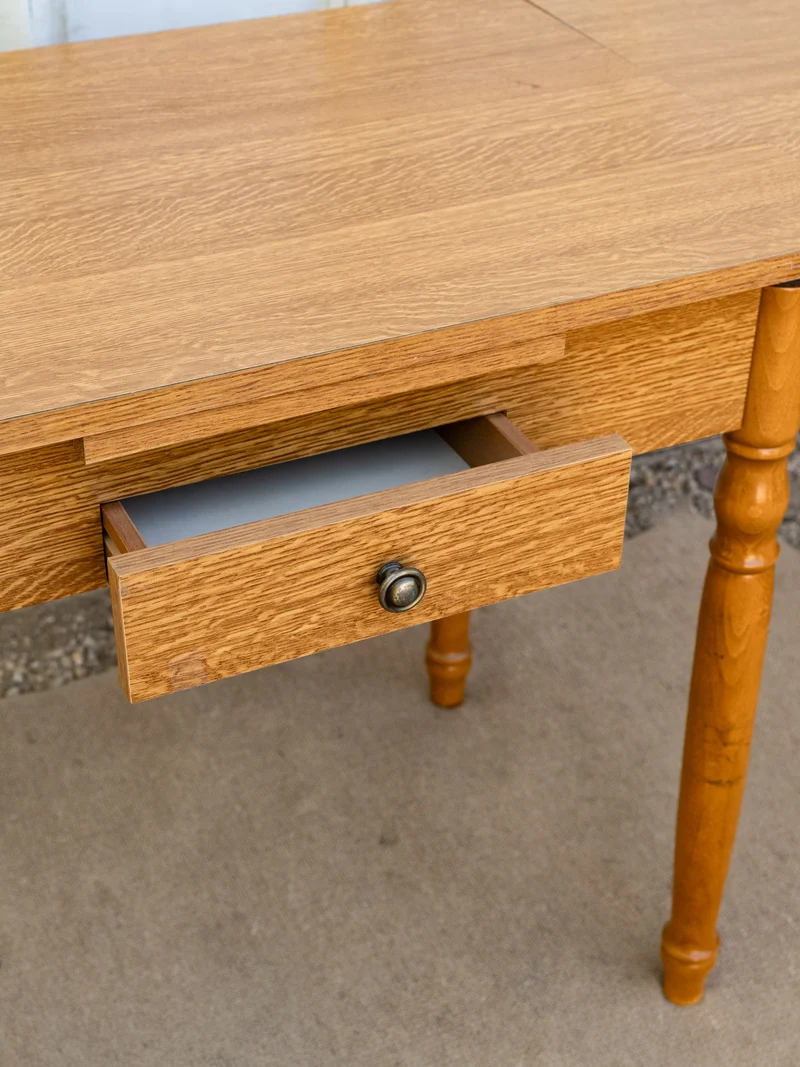 Romy, la table à manger à rallonges en bois N°1463