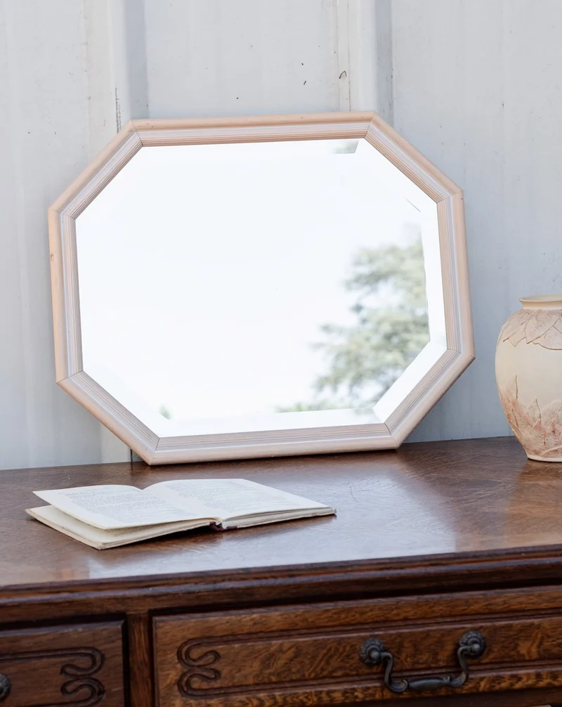 Georges, le miroir octogonal en bois beige nude N°1360