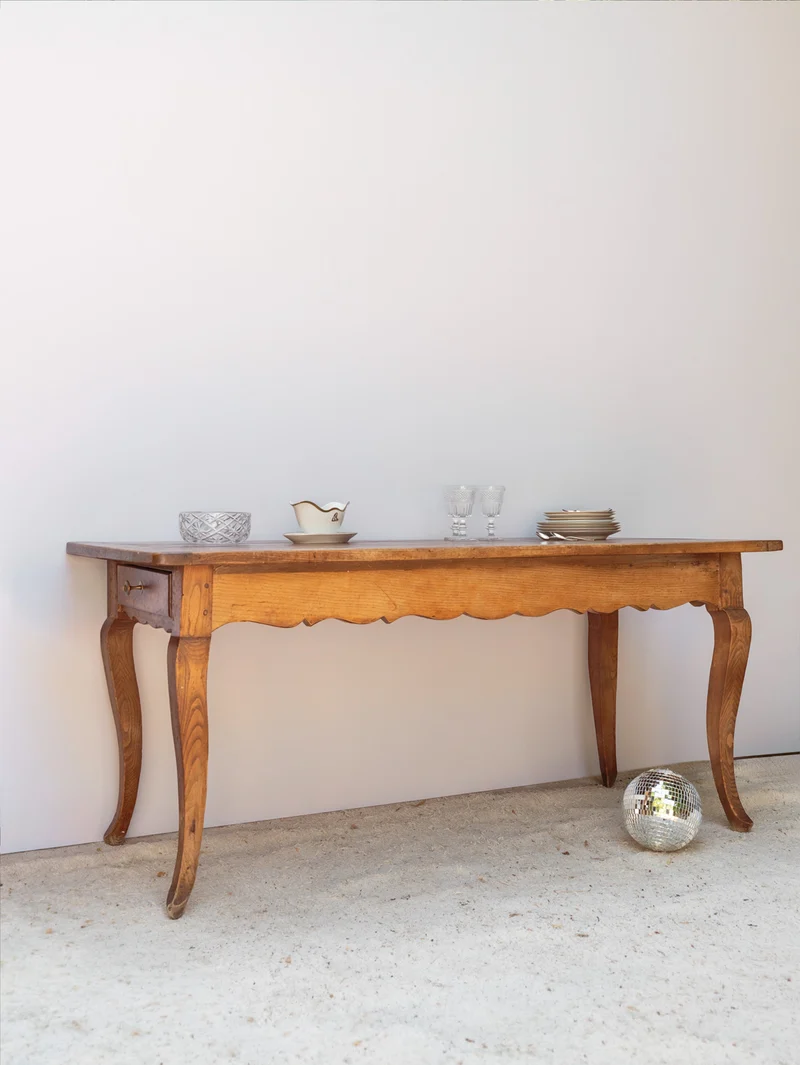 Romy, la table à manger en bois pour 8 convives N°1460