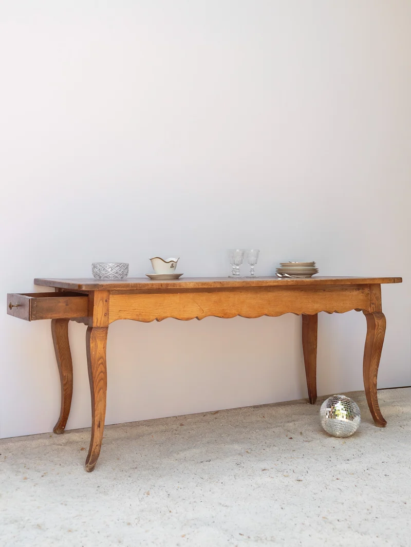 Romy, la table à manger en bois pour 8 convives N°1460