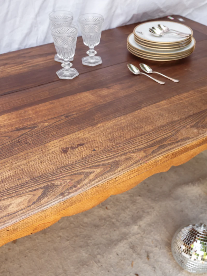 Romy, la table à manger en bois pour 8 convives N°1460