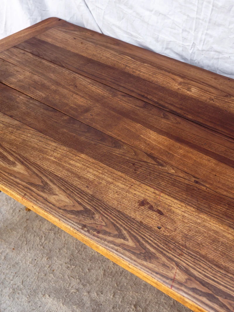 Romy, la table à manger en bois pour 8 convives N°1460