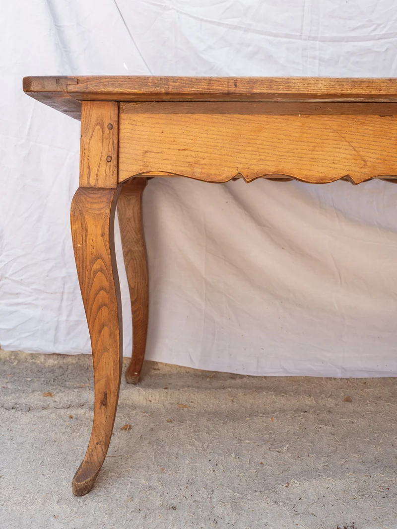 Romy, la table à manger en bois pour 8 convives N°1460