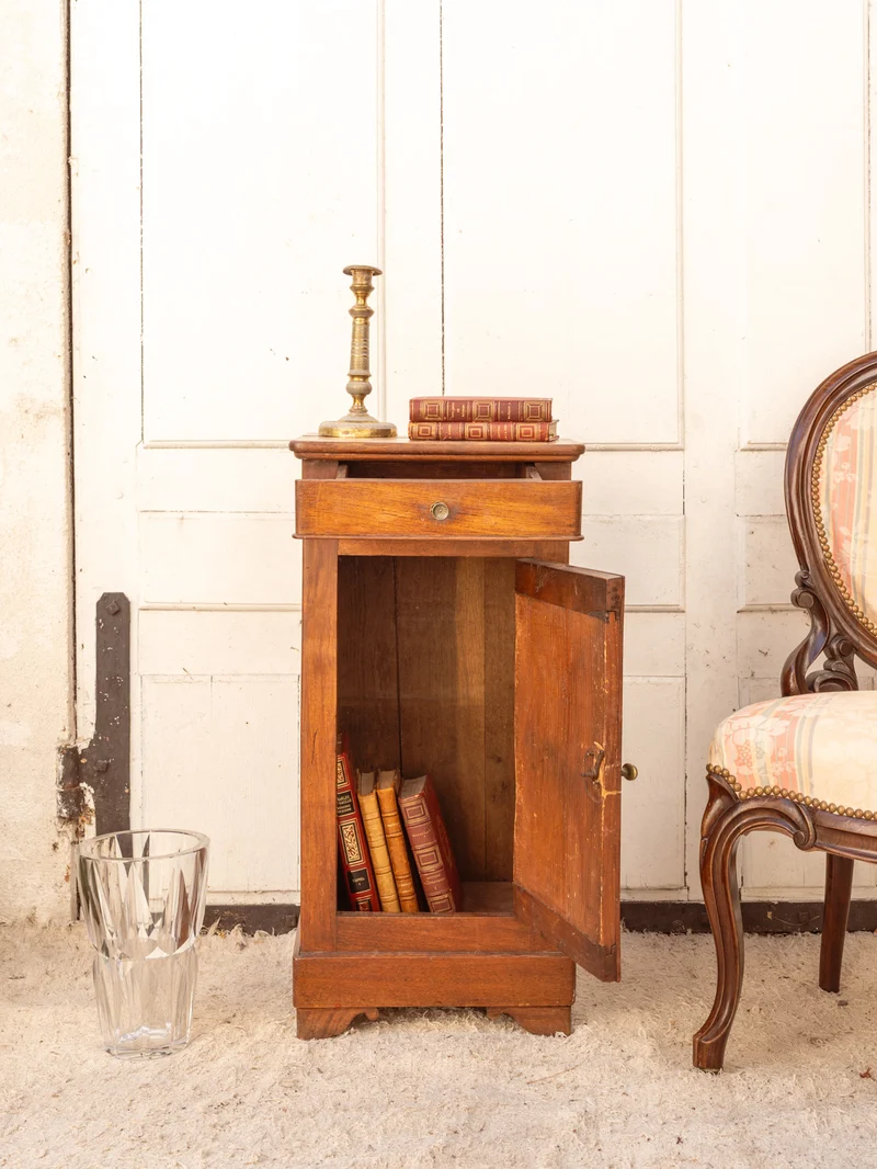 Odile, la table de chevet en bois N°1491
