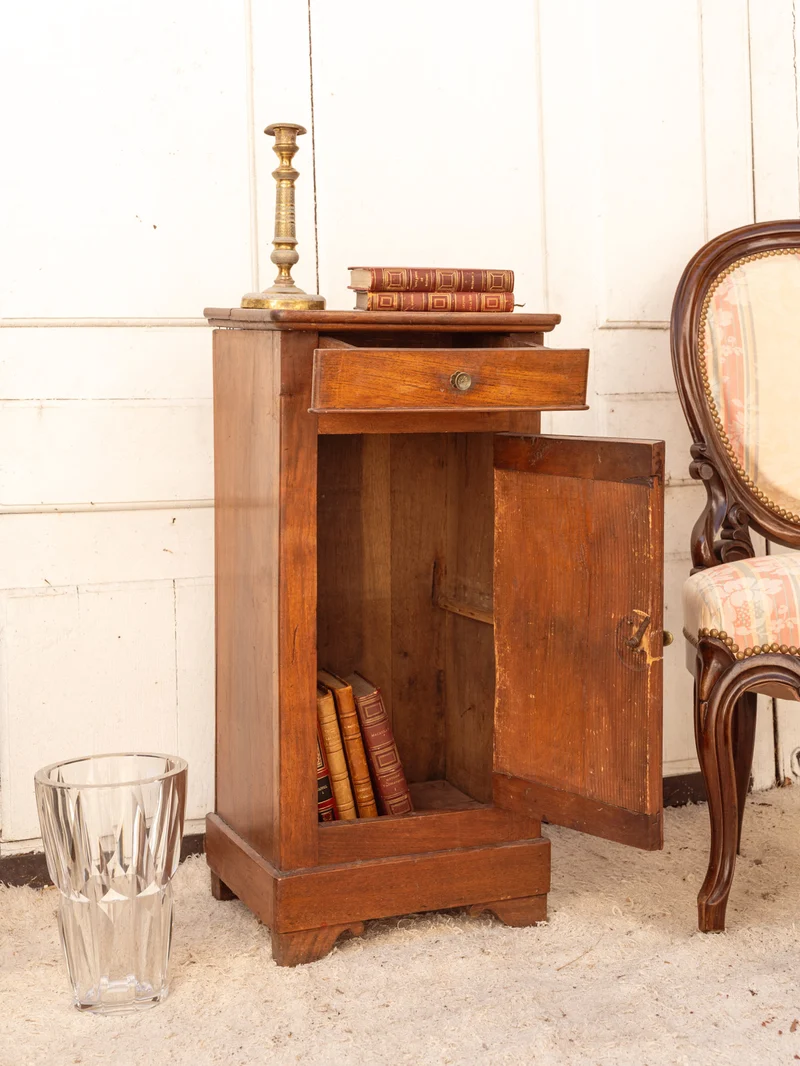 Odile, la table de chevet en bois N°1491