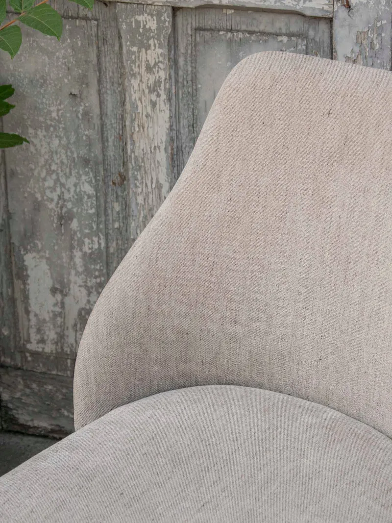 Jakob, le fauteuil moderne au design élégant N°1318