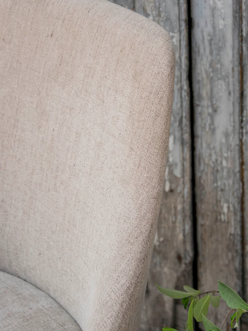 Jakob, le fauteuil moderne au design élégant N°1318