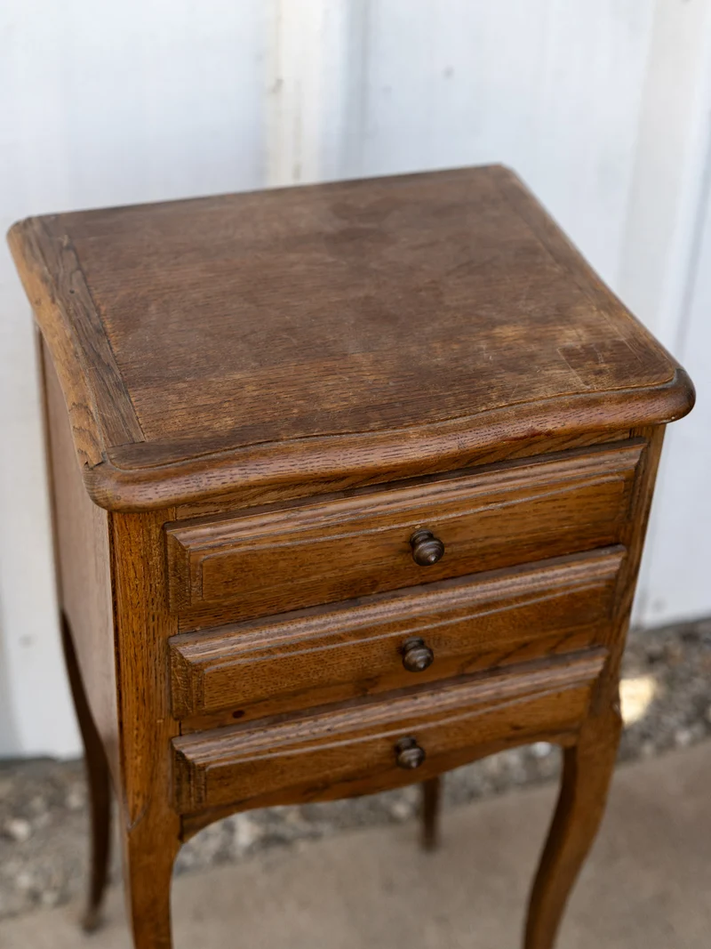 Odile, la table de chevet en bois N°1499