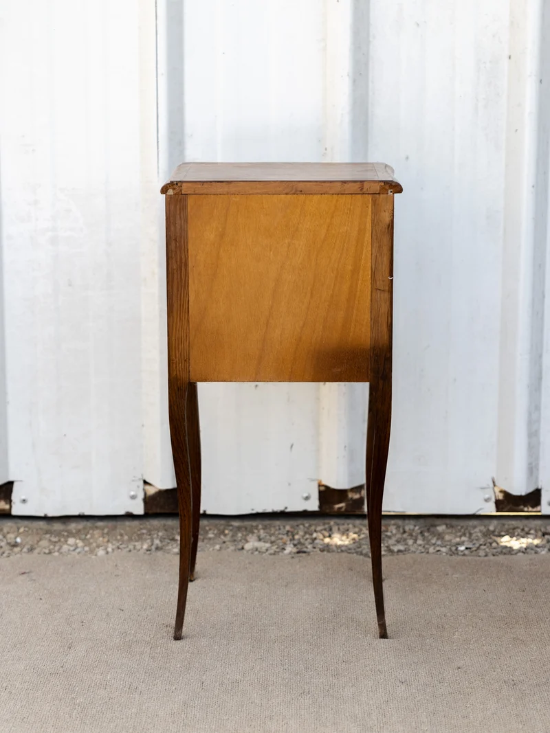Odile, la table de chevet en bois N°1499