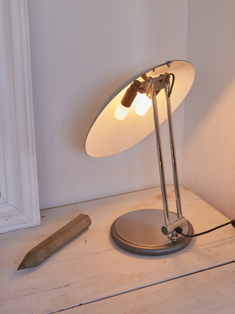 Julia, la lampe de bureau vintage N°993