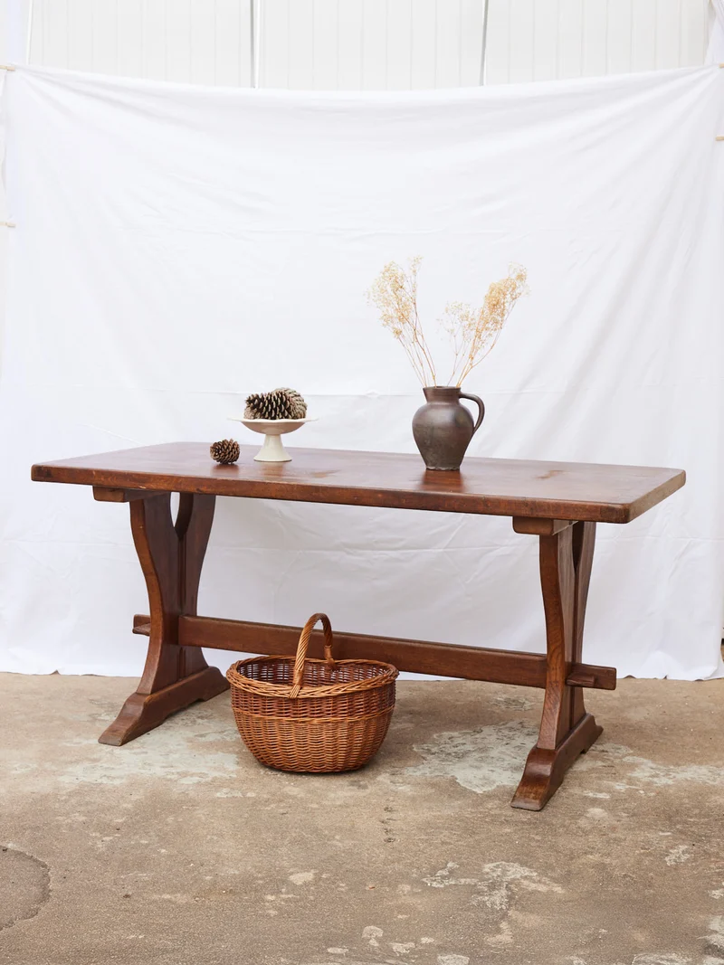 Romy, la table à manger en ébène massif N°1448