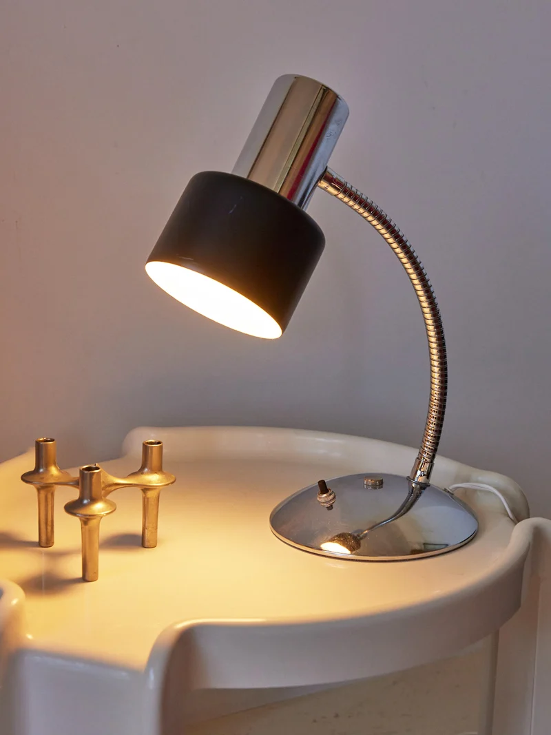 Julia, la lampe de bureau vintage N°995