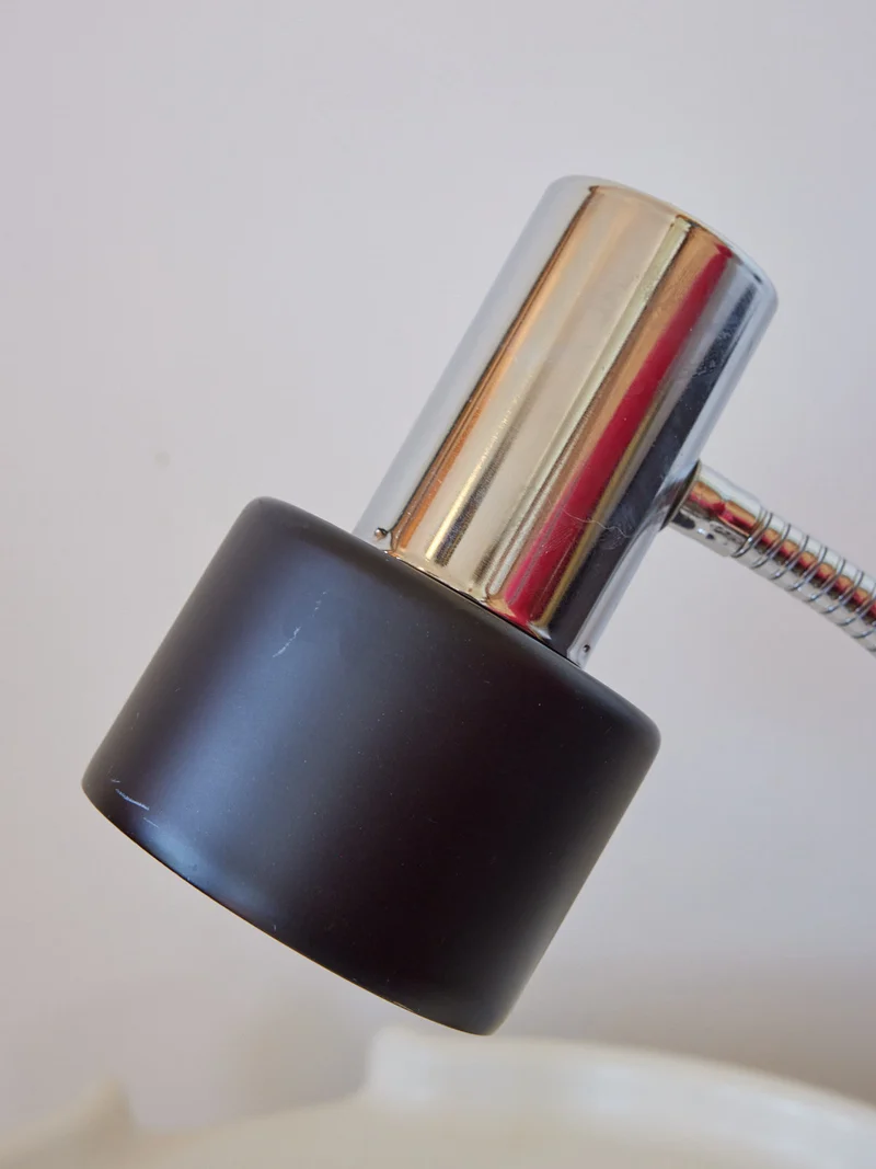 Julia, la lampe de bureau vintage N°995