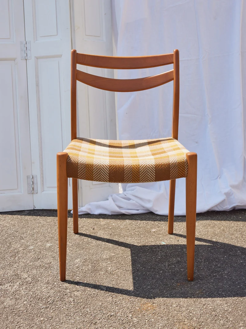 Alma, la paire de chaises au design scandinave N°1743