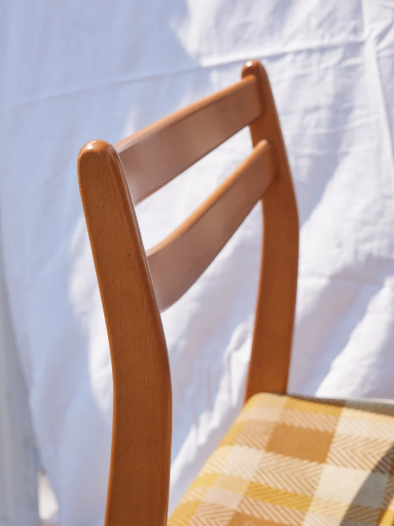 Alma, la paire de chaises au design scandinave N°1743