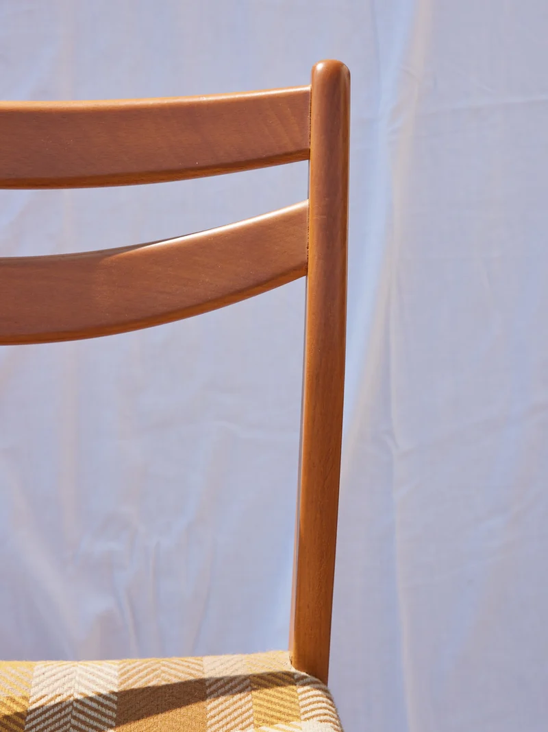 Alma, la paire de chaises au design scandinave N°1743