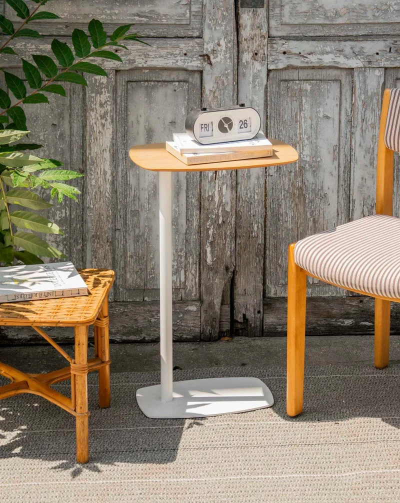Hanna, la table d'appoint minimaliste N°1416