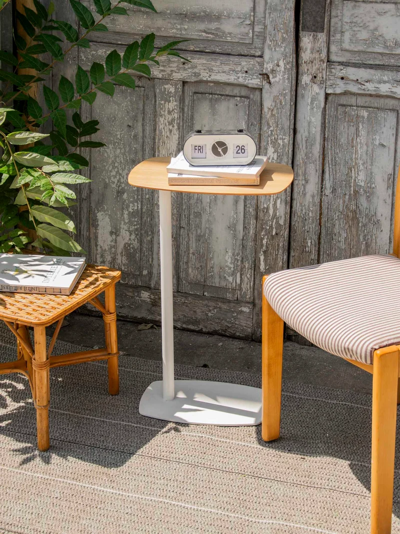 Hanna, la table d'appoint minimaliste N°1416