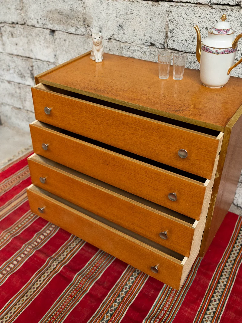 Olga, la commode symétrique N°708