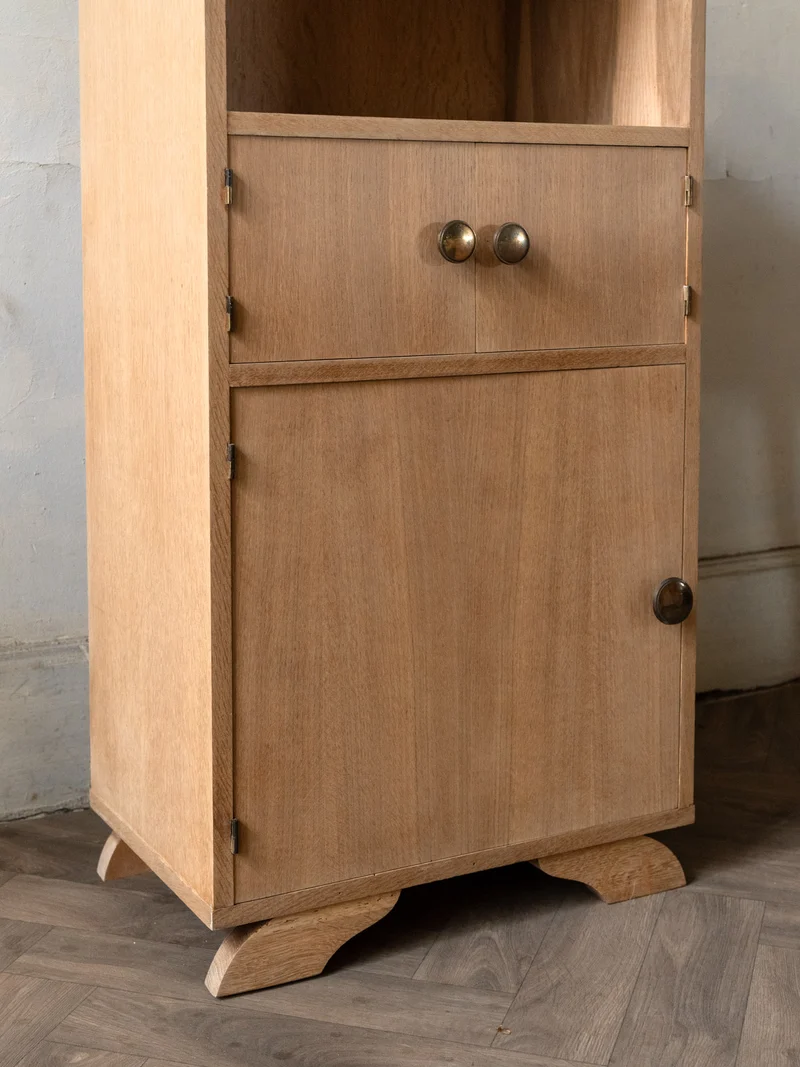 Gilbert, le petit buffet haut en bois N°1747