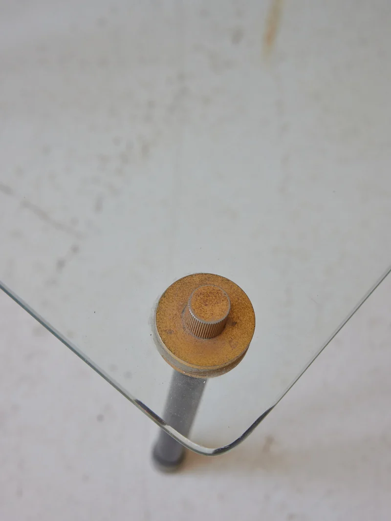 Donna, la table basse en verre vintage N°1090