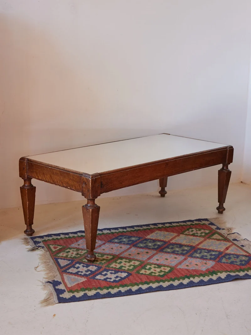 Donna, la table basse en bois et miroir N°1089