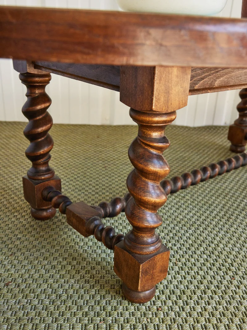 Léonie, la table basse en bois tourné N°1099