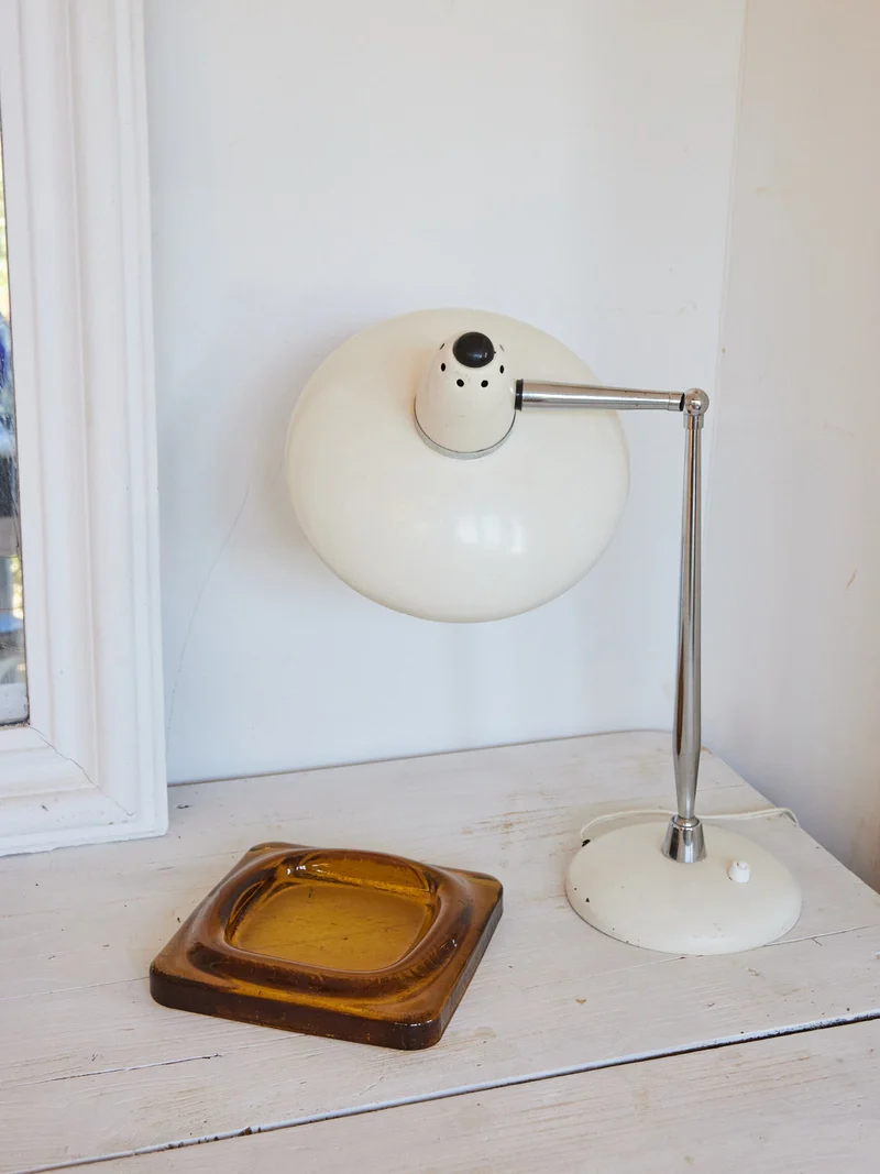 Suzanne, la lampe de bureau vintage N°608