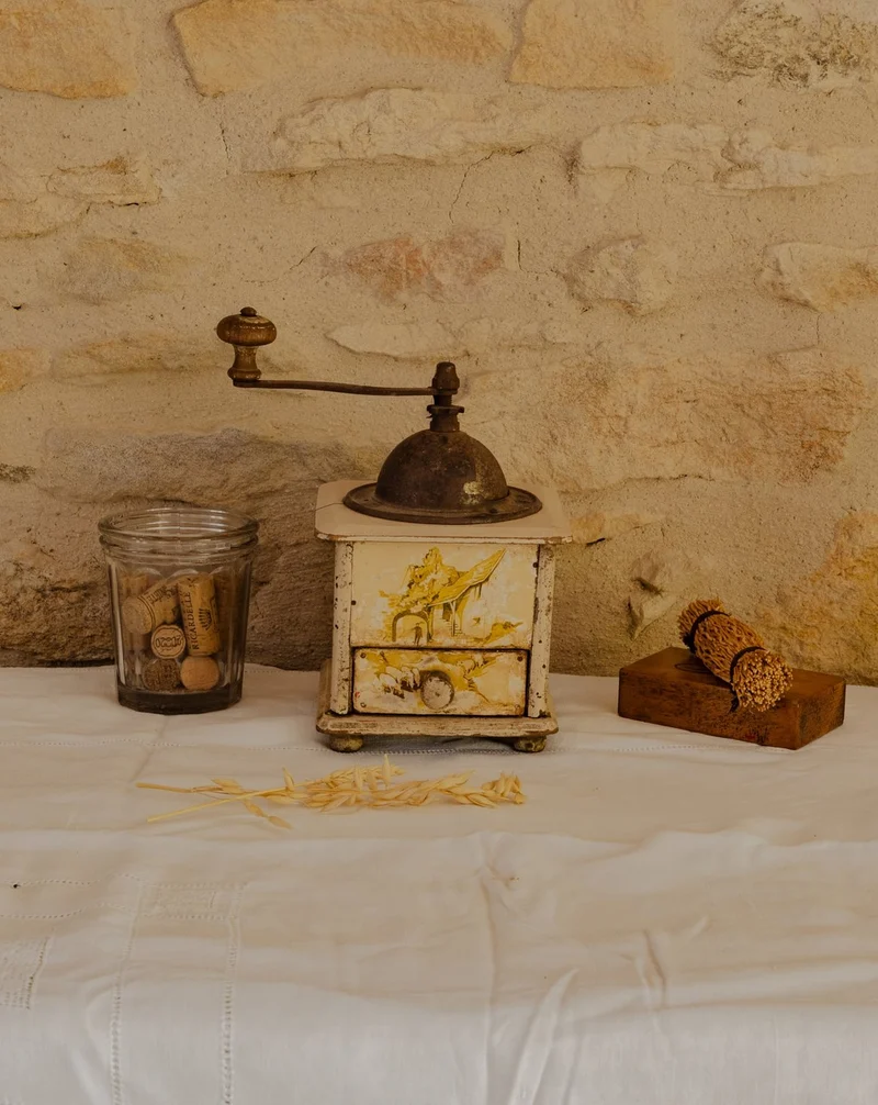 Alix, le moulin à café en bois beige N°1057