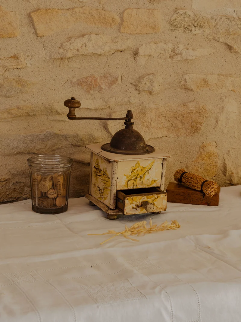 Alix, le moulin à café en bois beige N°1057