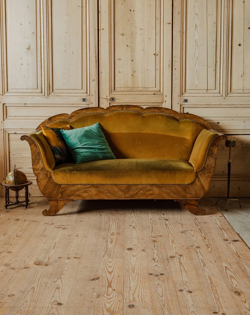 Martine, la banquette en bois et velours N°50