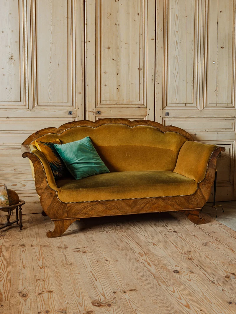 Martine, la banquette en bois et velours N°50