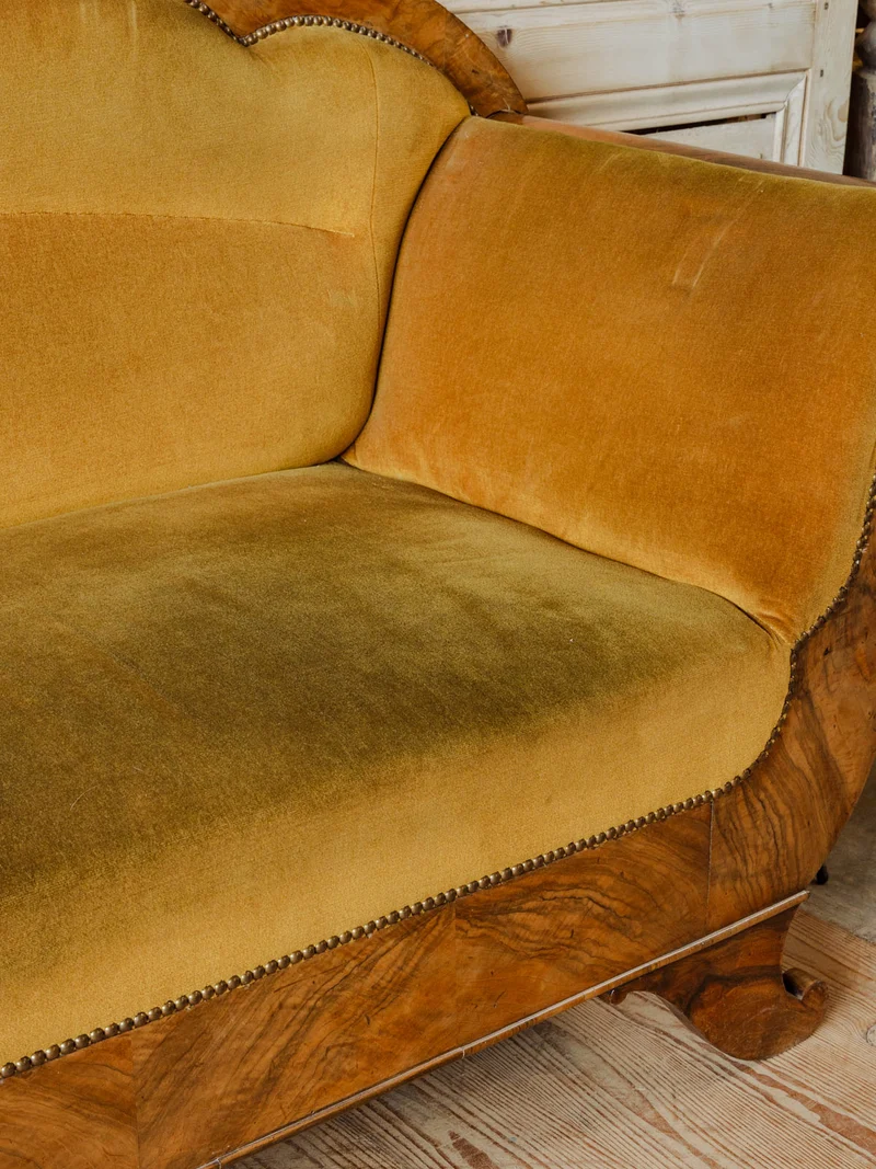 Martine, la banquette en bois et velours N°50