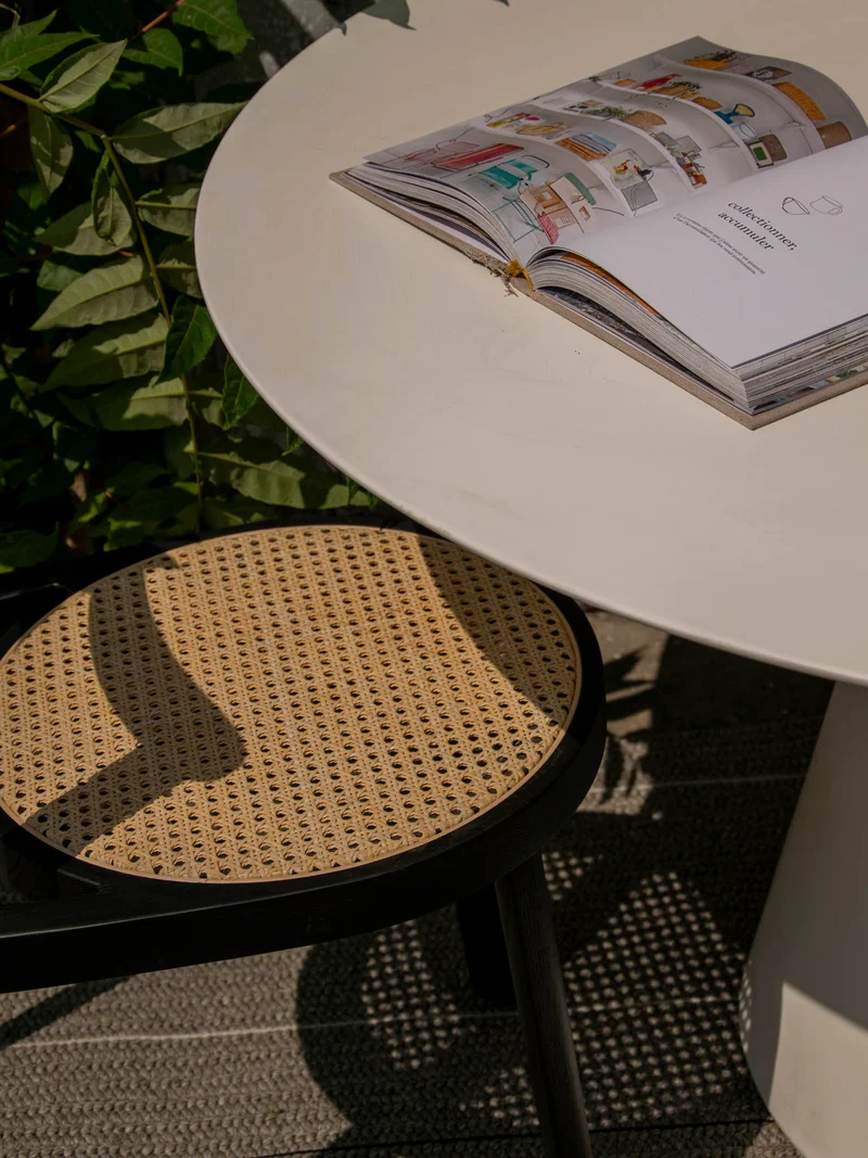 Karla, la table à manger Essens N°1224