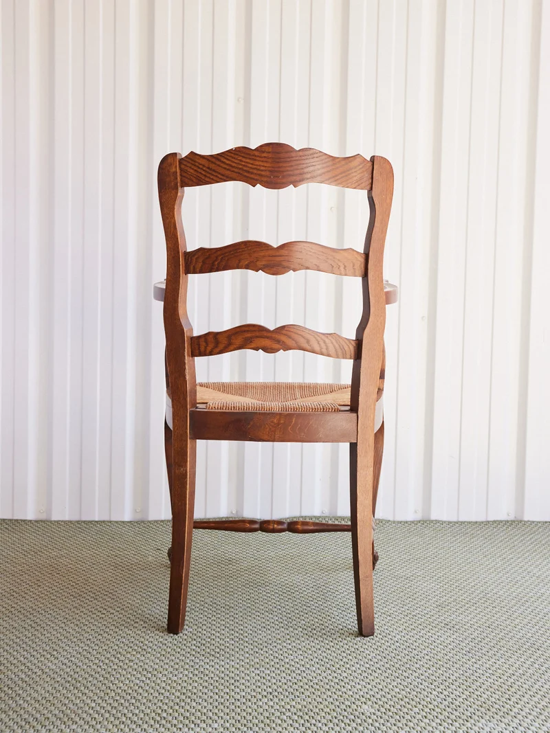 Ernest, le fauteuil en paille N°1493