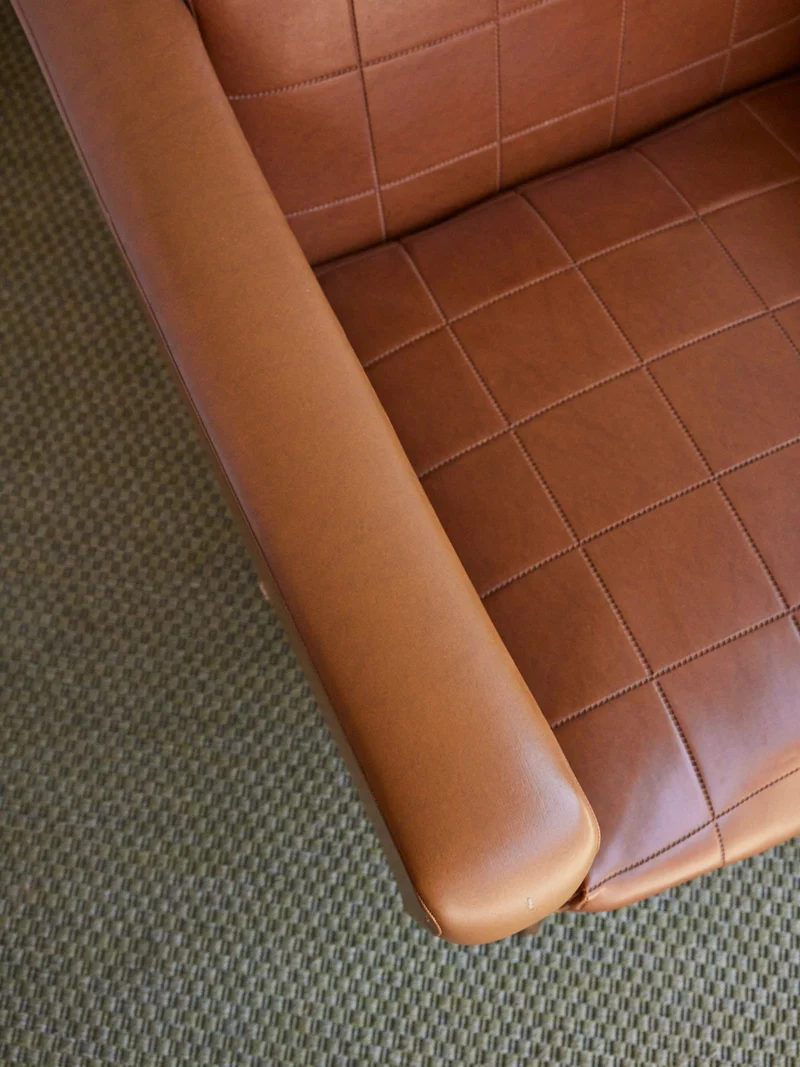 Jakob, le fauteuil en skaï N°1321