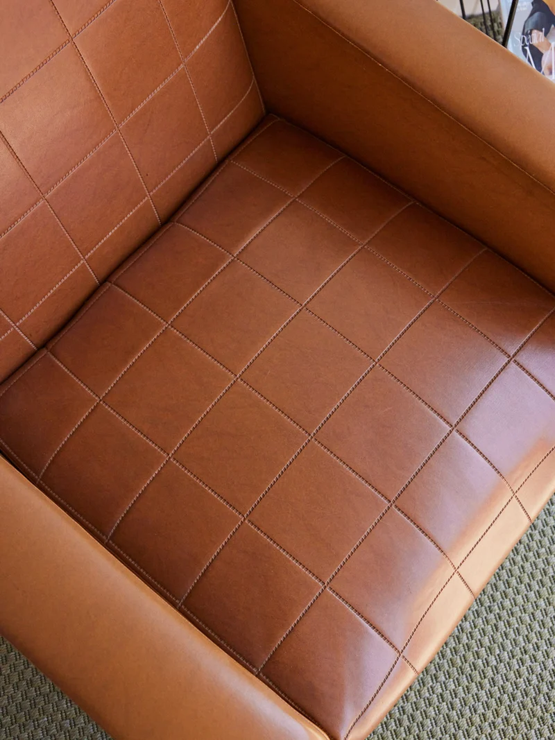 Jakob, le fauteuil en skaï N°1321