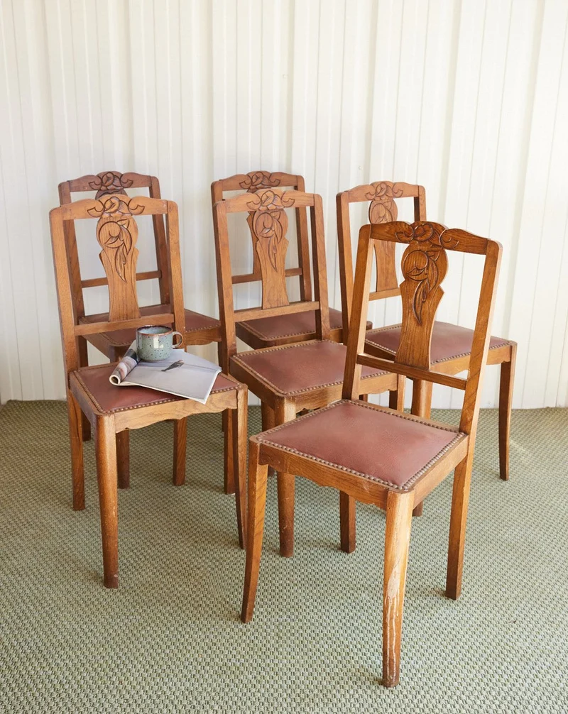 Claude, le lot de 6 chaises Art déco en cuir clouté N°1459