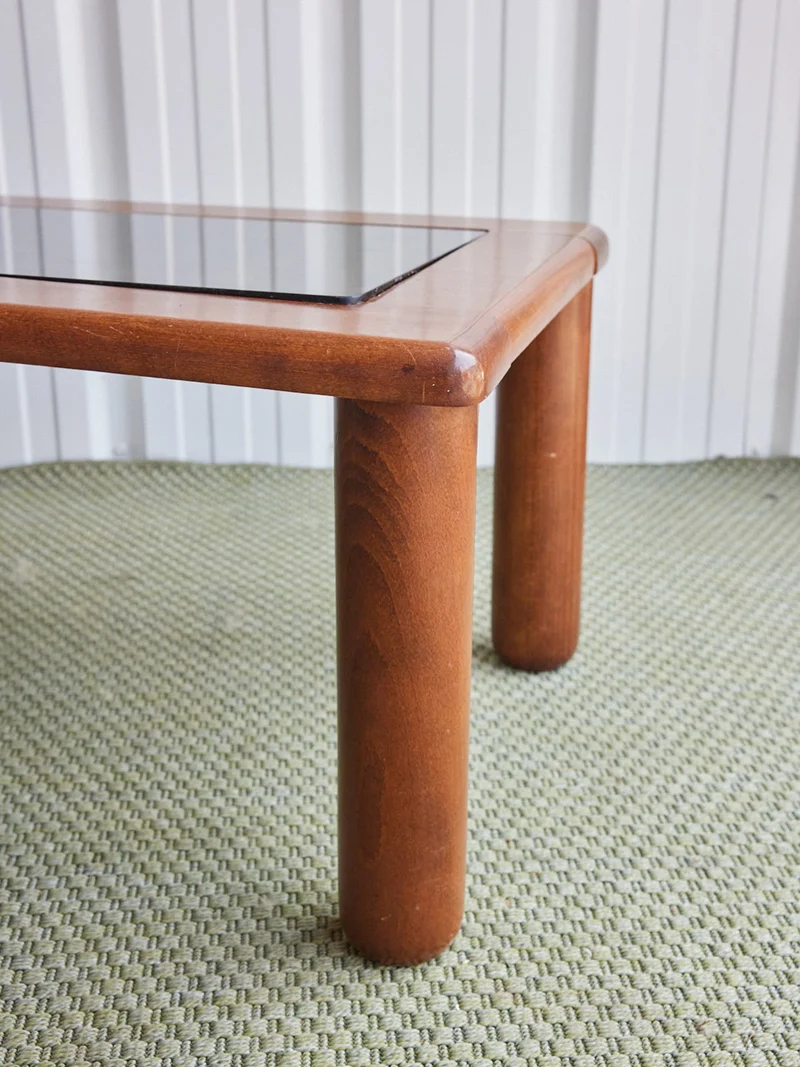 Donna, la table basse en bois N°1106