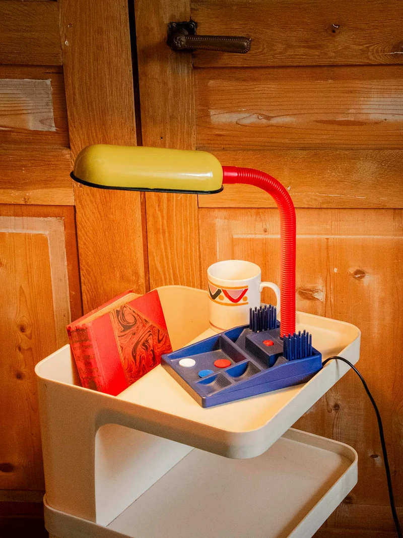 Julia, la lampe multicolore audacieuse N°985