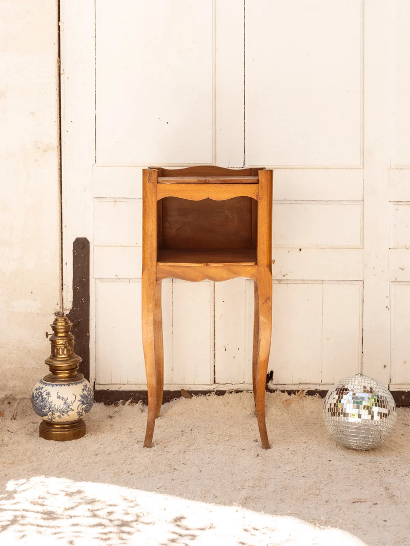 Odile, la table de chevet en bois N°1488