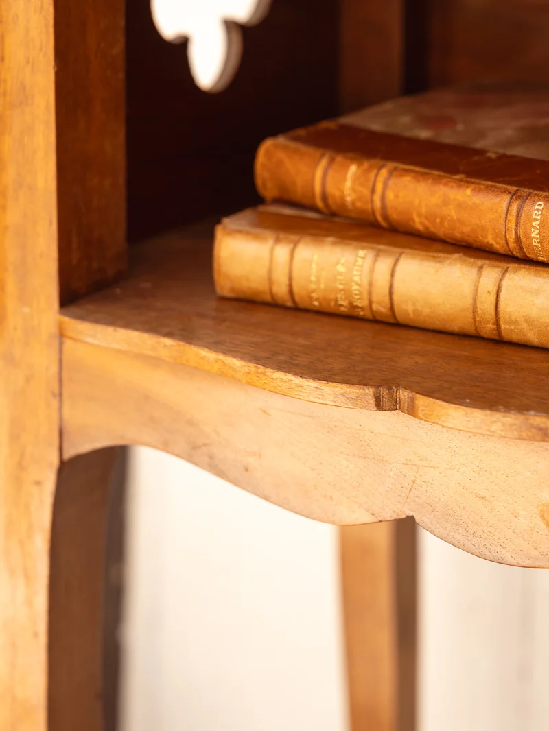 Odile, la table de chevet en bois N°1488