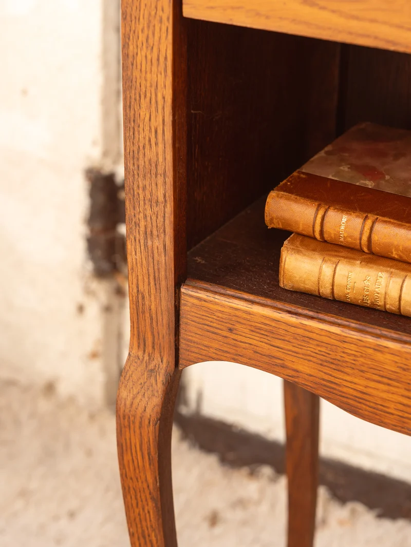 Odile, la table de chevet en bois N°1490